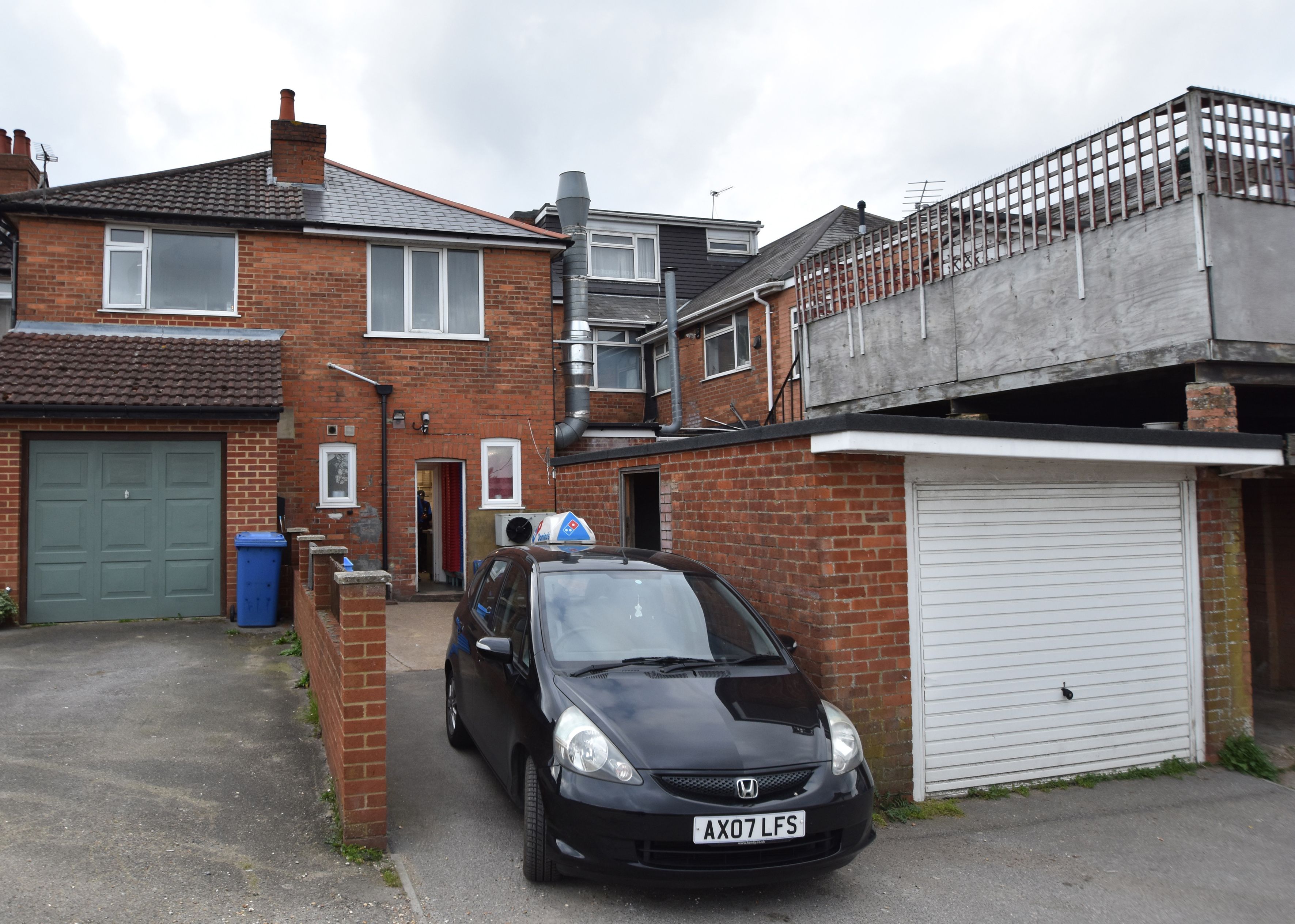 Shop to rent, Sea View Road, Parkstone, Poole, Dorset BHY, Parkstone