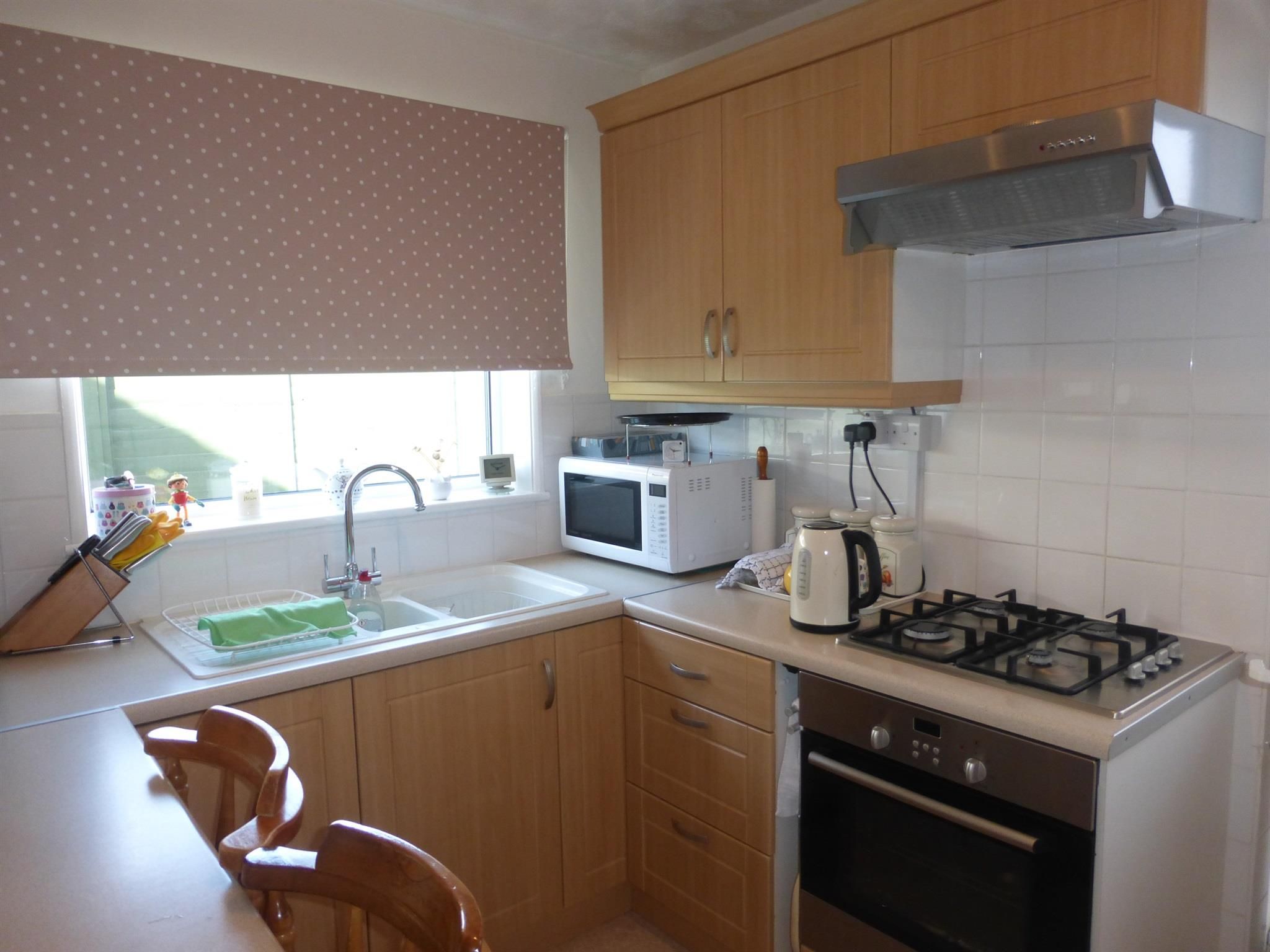 2 bedroom semidetached bungalow for sale, Winton Road, Reading, RG2 8HJ