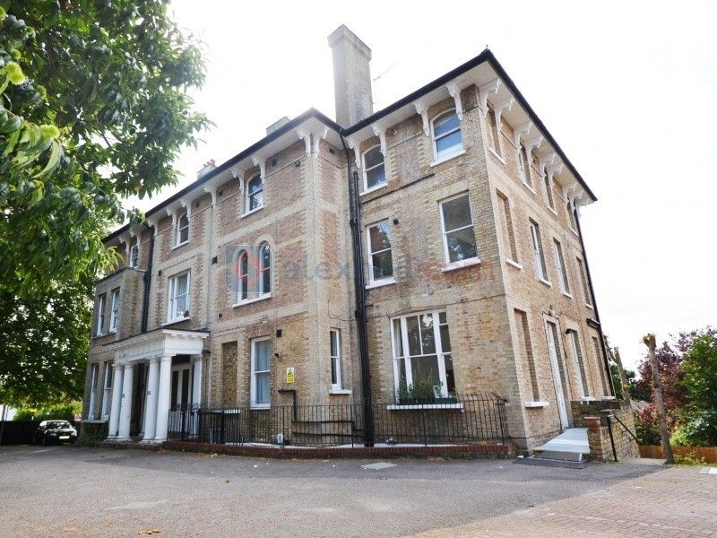 2 bedroom flat to rent, Bramley Hill, South Croydon CR, CR2 6NR