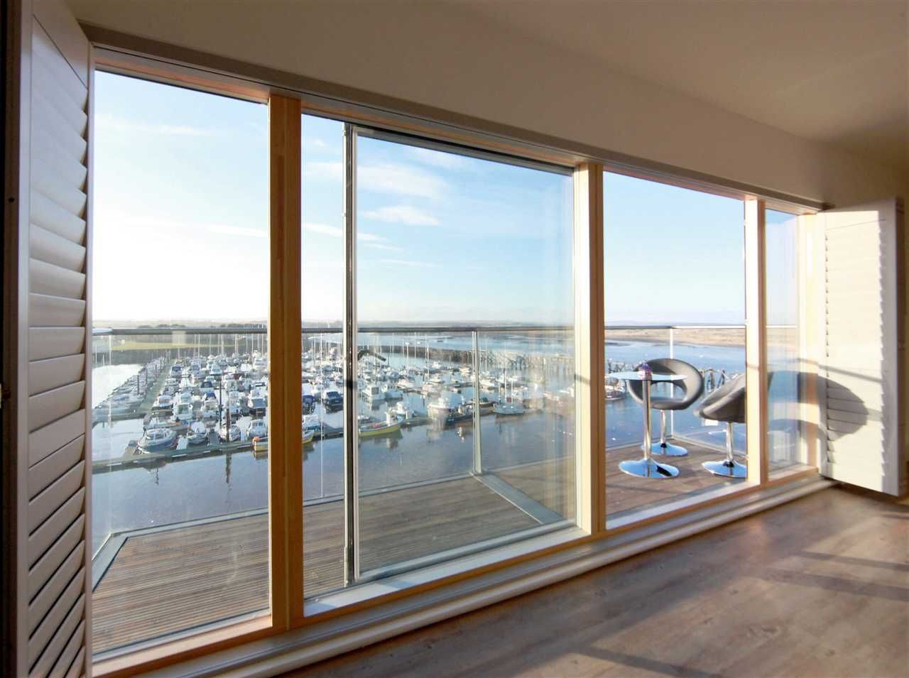 3 bedroom flat for sale, Coble Quay, Amble, On The Stunning