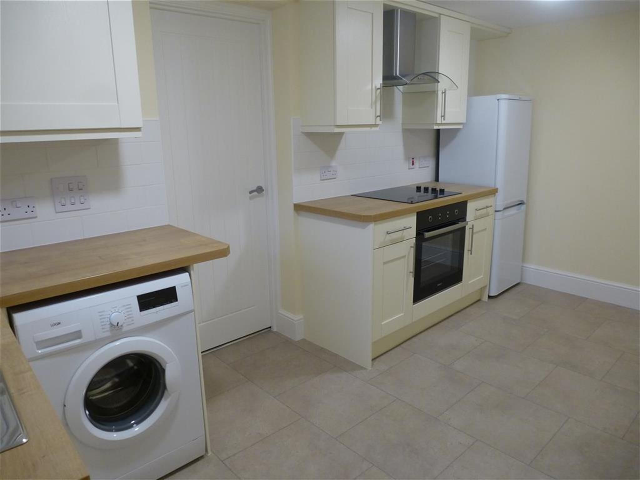 1 bedroom apartment to rent, Ardsley Lodge, Doncaster Road, Barnsley
