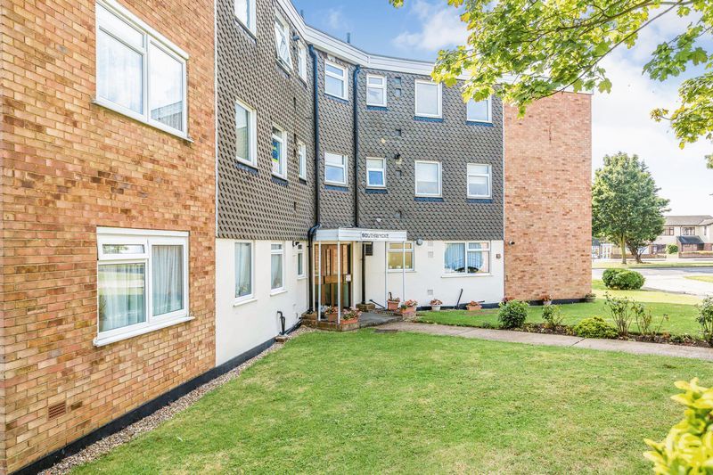 2 bedroom flat for sale, Southchurch Boulevard, SouthendOnSea SS
