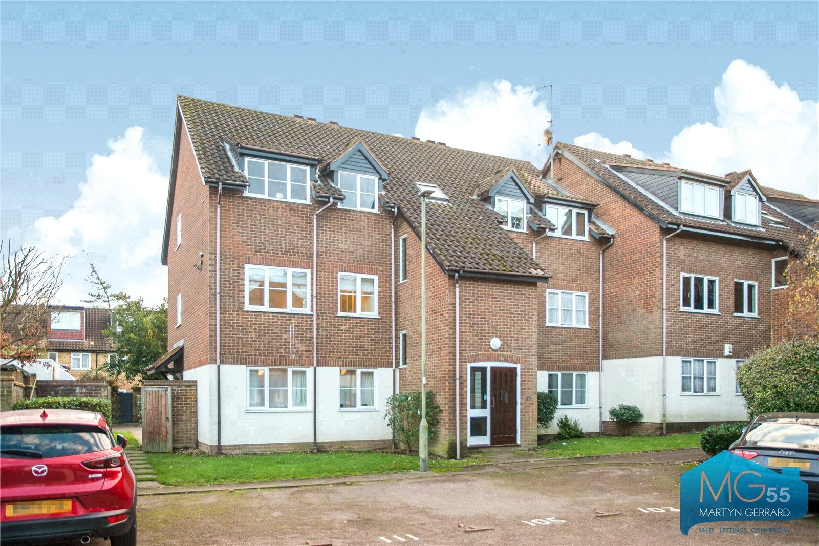2 bedroom flat for sale, Galdana Avenue, Hertfordshire EN, EN5