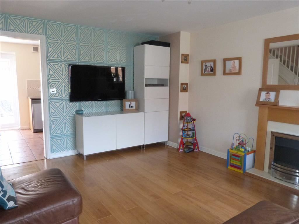 3 bedroom house to rent, Windmill Way, Brimington, Chesterfield, S43 1GT