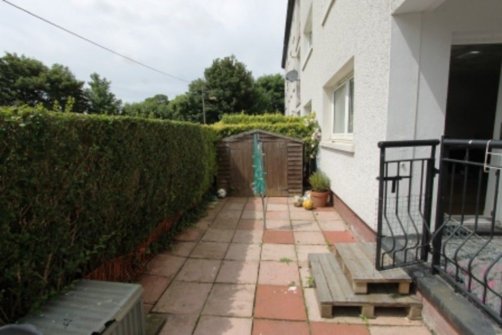 2 bedroom flat to rent, Langbar Path, Queenslie, Glasgow, G33 4HY