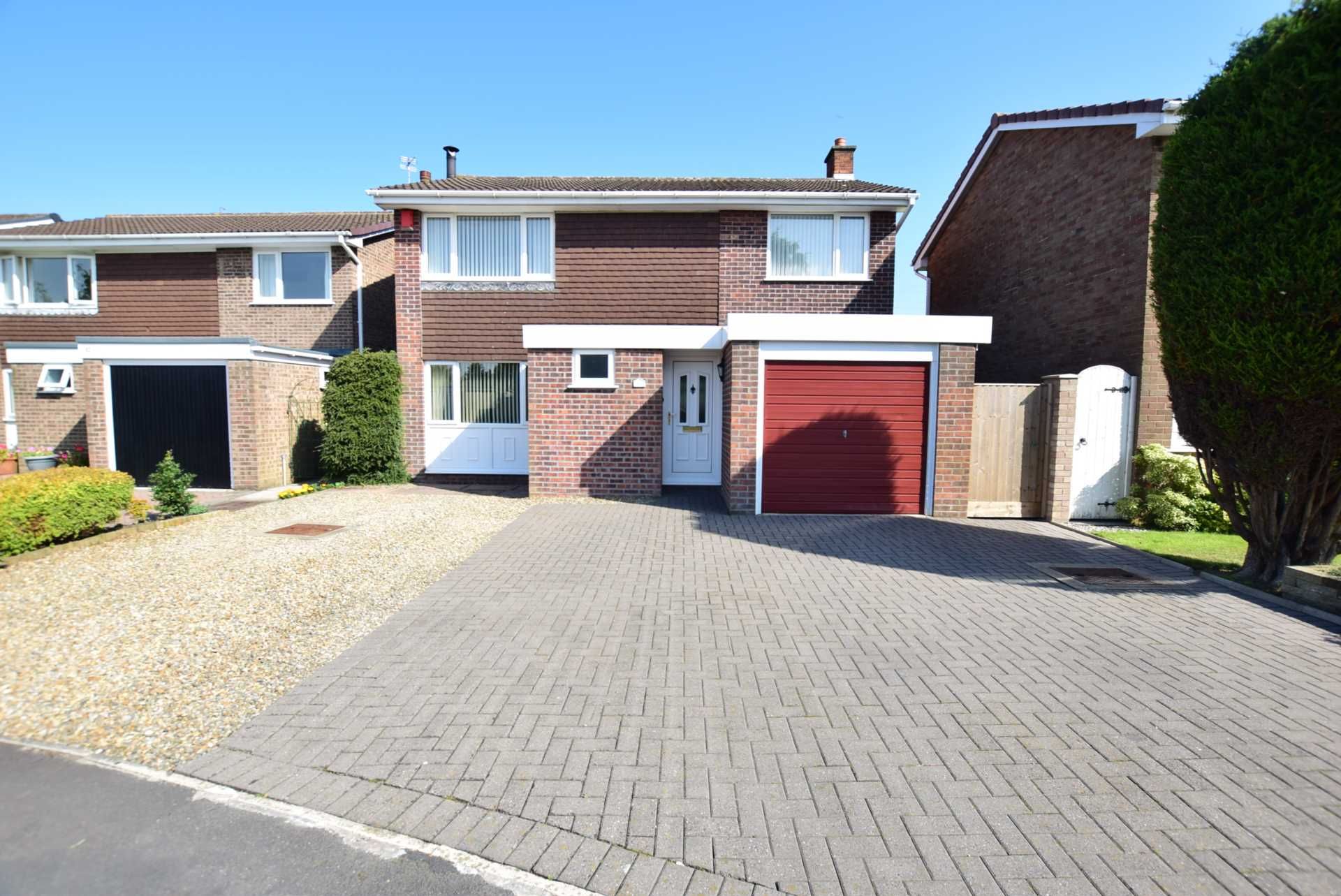 4 bedroom detached house for sale, Clifton Green, Preston, PR4 0DB