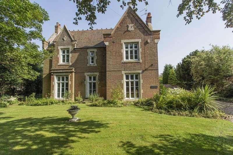 5 bedroom detached house for sale, The Old Vicarage, Salem Street