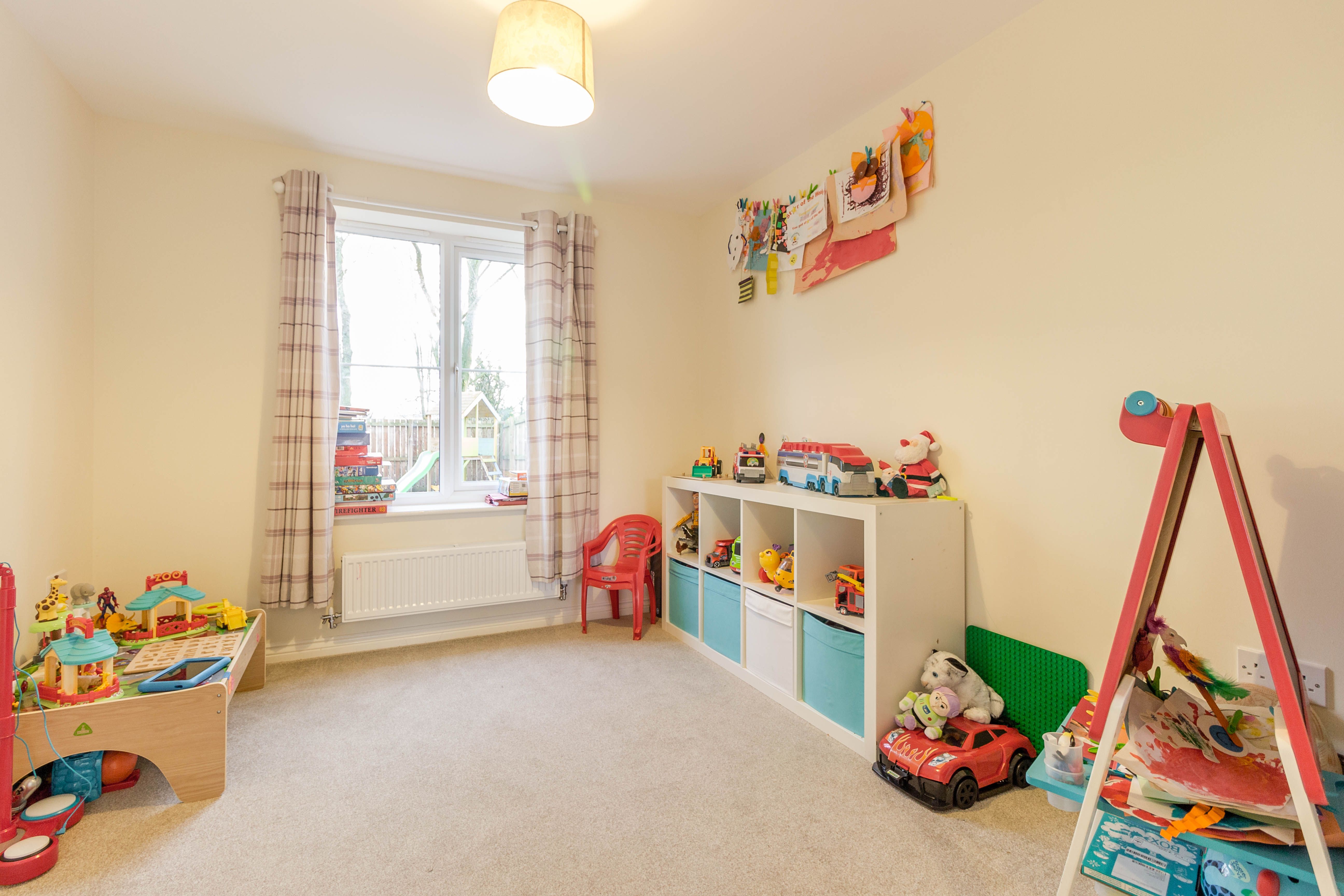 4 bedroom detached house to rent, Bluebell Walk, Colburn, Catterick