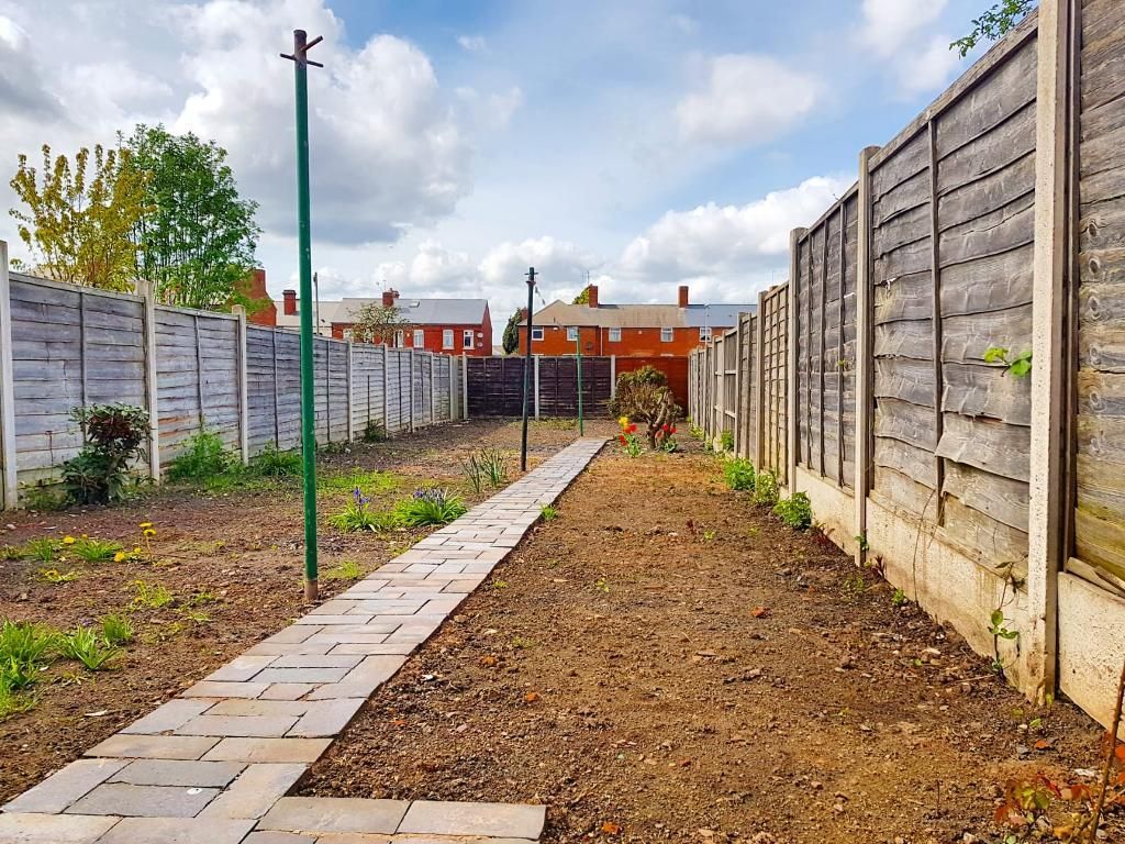 4 bedroom terraced house for sale, Bromford Lane, West Bromwich, B70 7HR