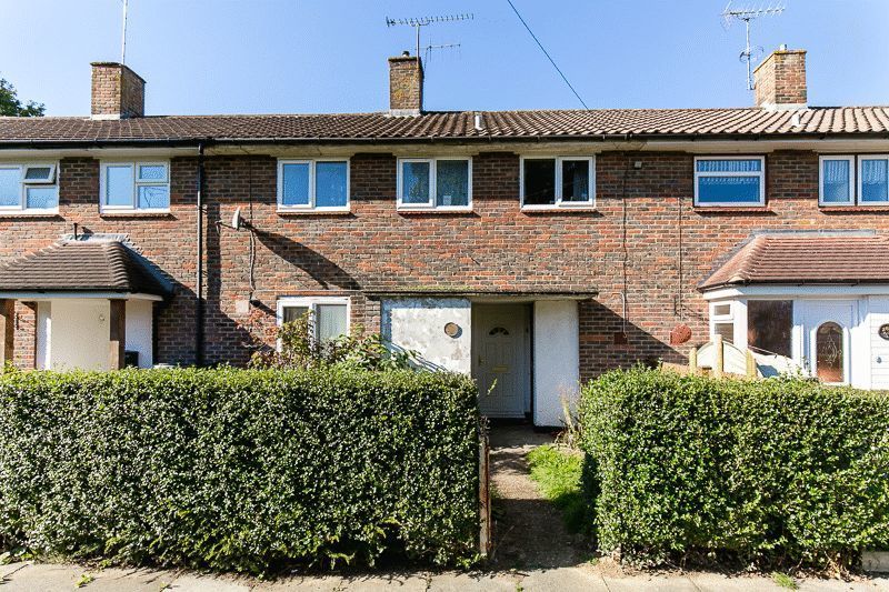 3 bedroom terraced house for sale, Clive Way, Crawley RH, RH10 7AH