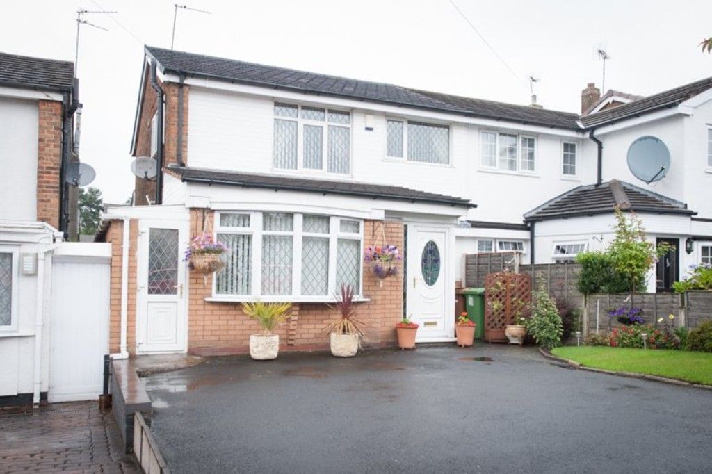 3 bedroom semidetached house for sale, Hundred Acre Road, Streetly