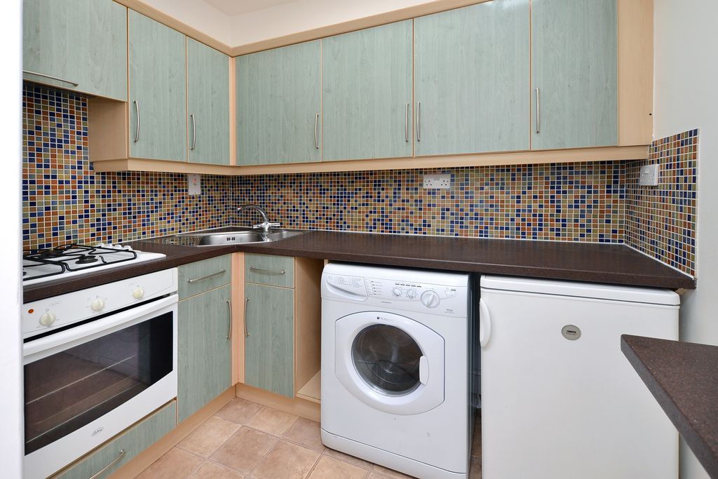 1 bedroom flat for sale, Maple Road, Surbiton KT, KT6 4RP