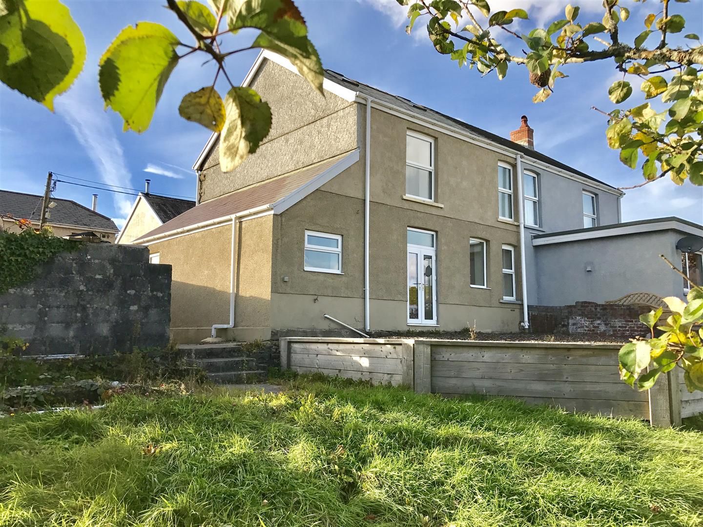 3 bedroom semidetached house for sale, Cefn Road, Gwaun Cae Gurwen