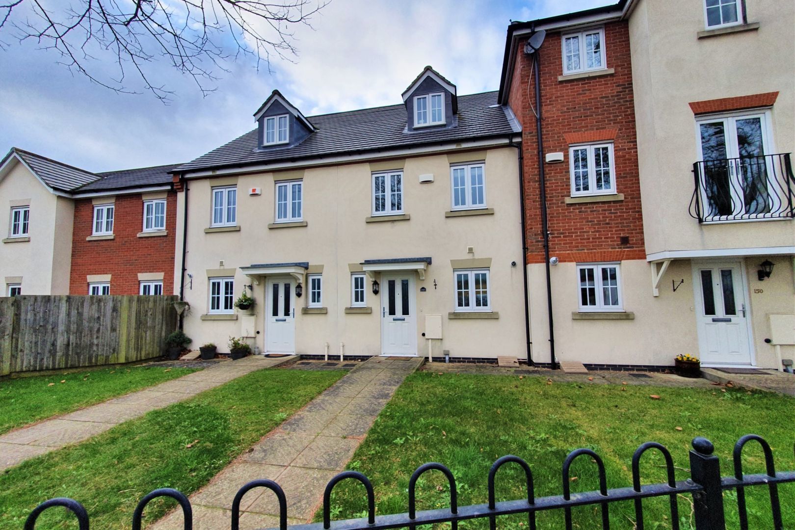 3 bedroom town house for sale, Leicester Road, Wigston Magna, Leicester