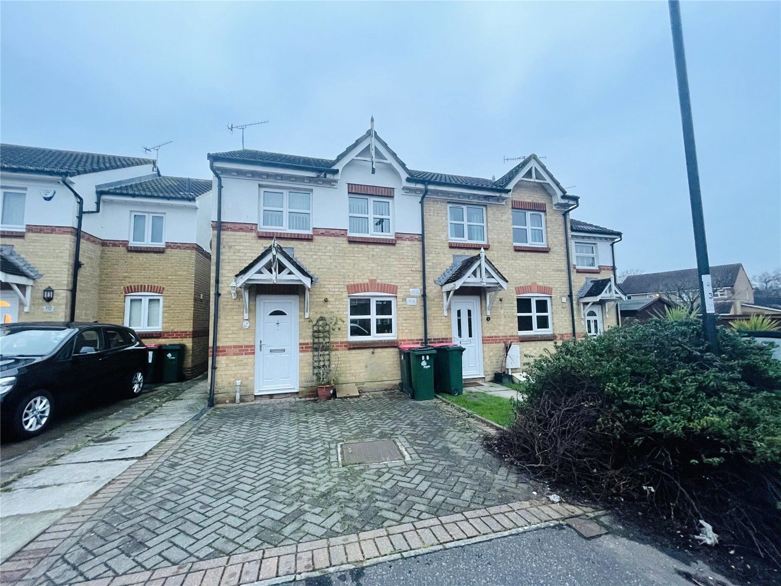 3 bedroom end of terrace house to rent, Bosham Road, Maidenbower