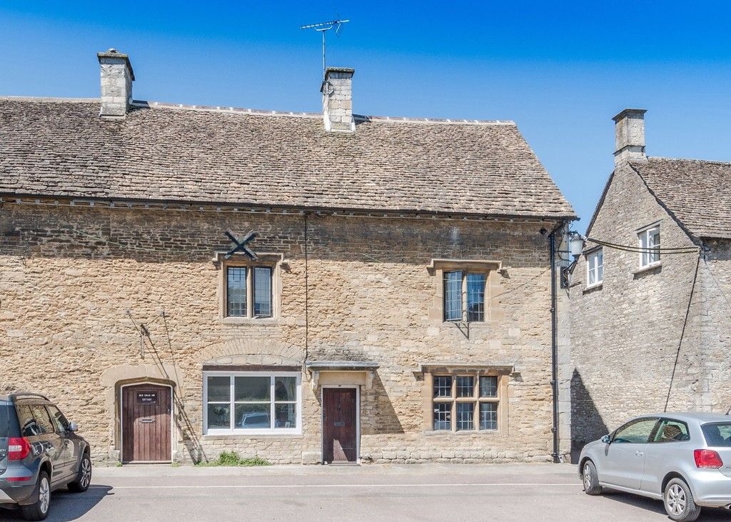 4 bedroom end of terrace house for sale, Old Swan Inn Cottage, High