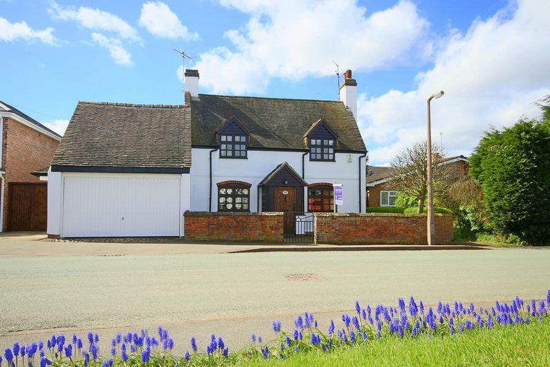 5 bedroom detached house for sale, Marston Road, Wheaton Aston