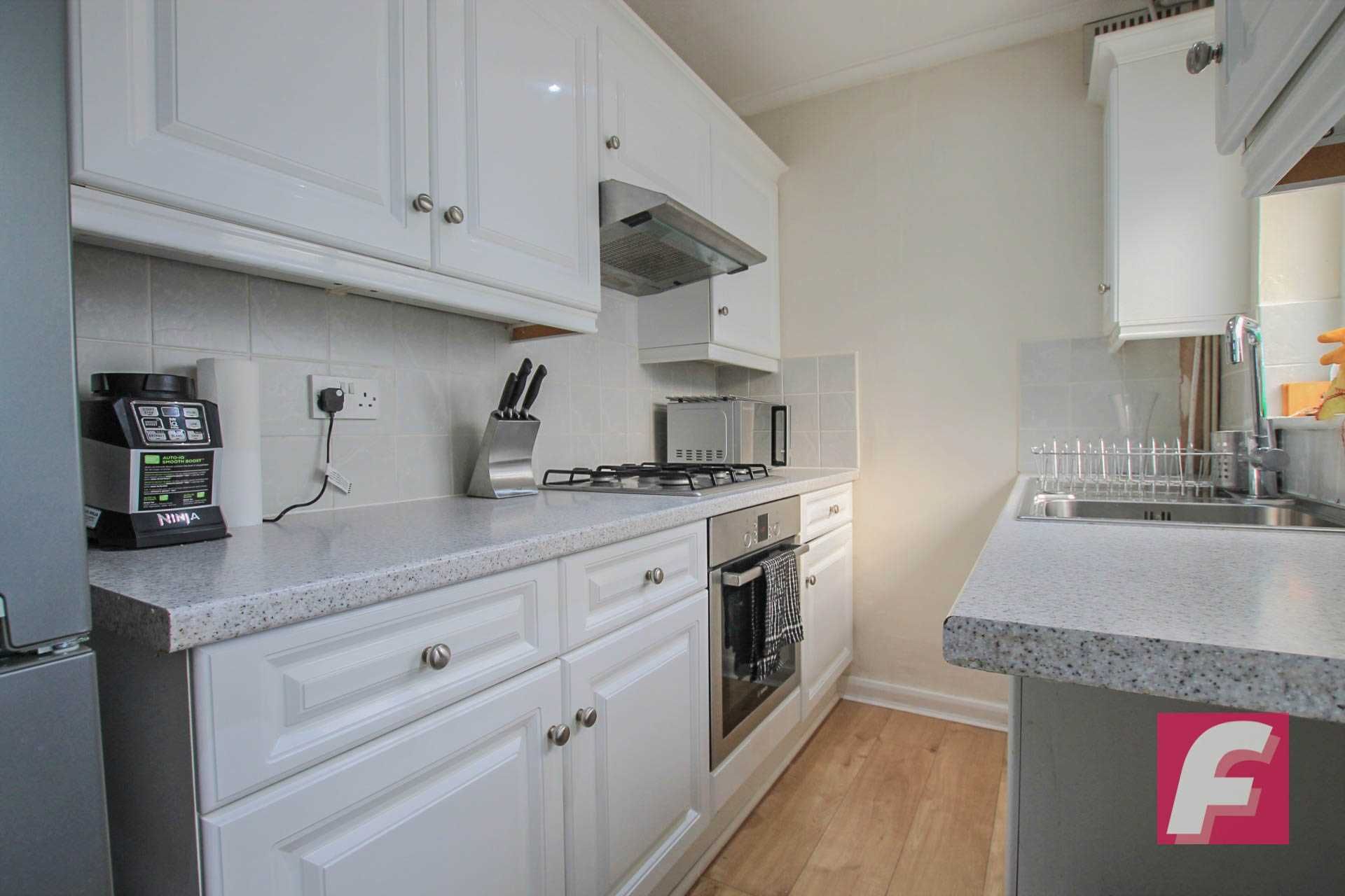 2 bedroom semidetached bungalow for sale, Hillrise Avenue, Watford