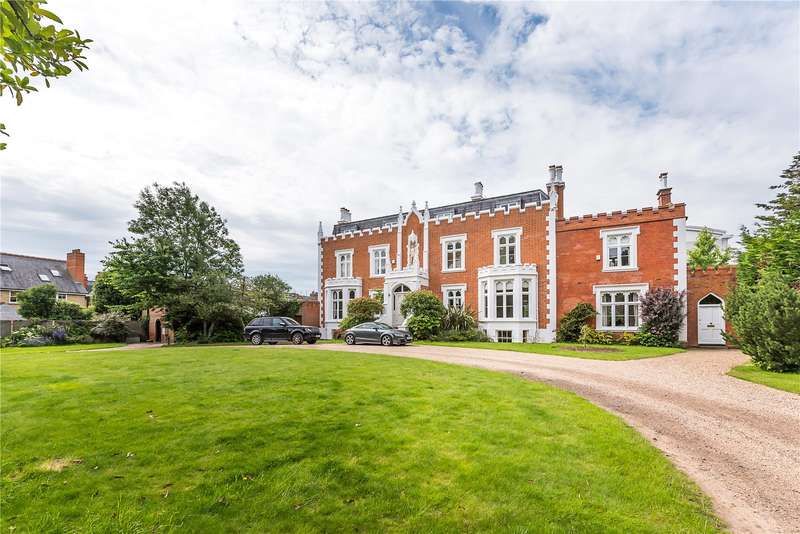 4 bedroom semidetached house for sale, Hampton Road, Teddington, TW11 0JN