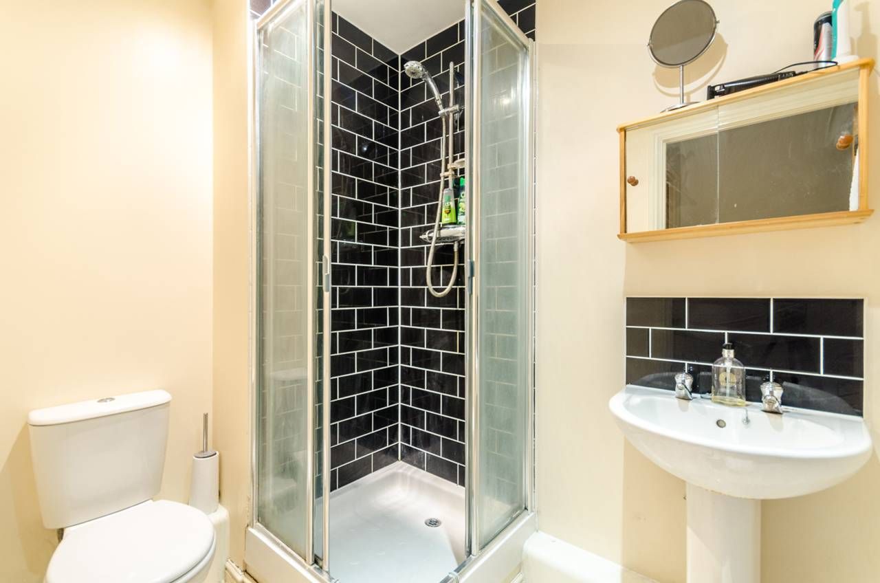 2 bedroom flat to rent, Sumner Road, Peckham, SE, SE15 6PW