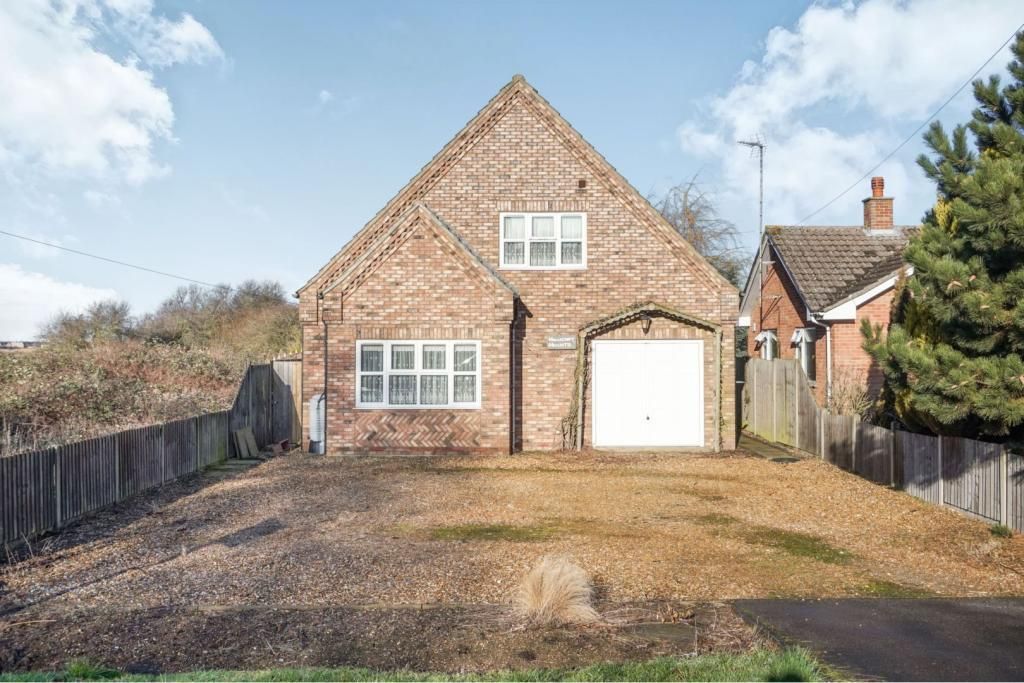 4 bedroom detached house for sale, High Road, Wisbech St Mary, Wisbech