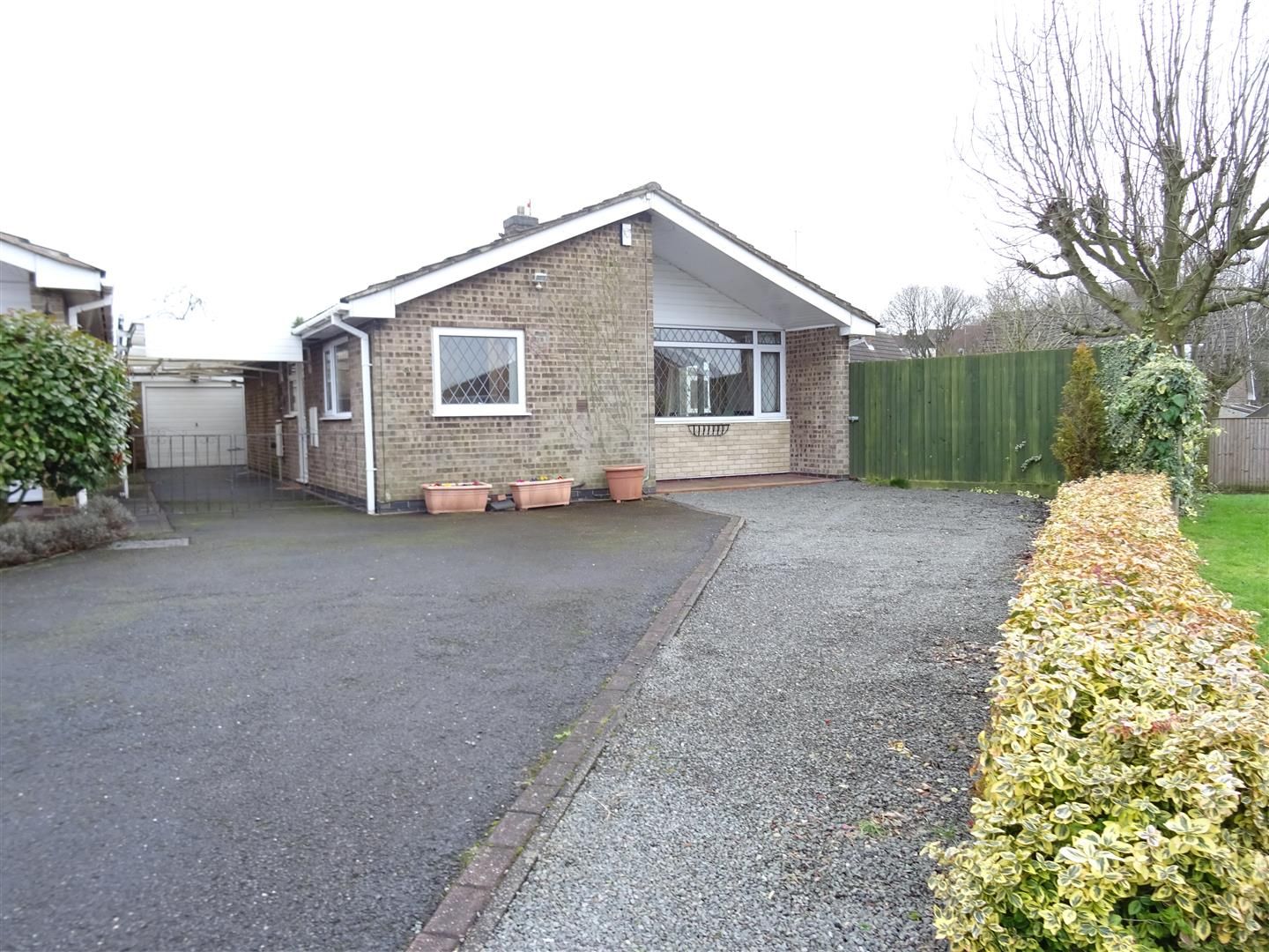 3 bedroom detached bungalow for sale, Close, Whitwick