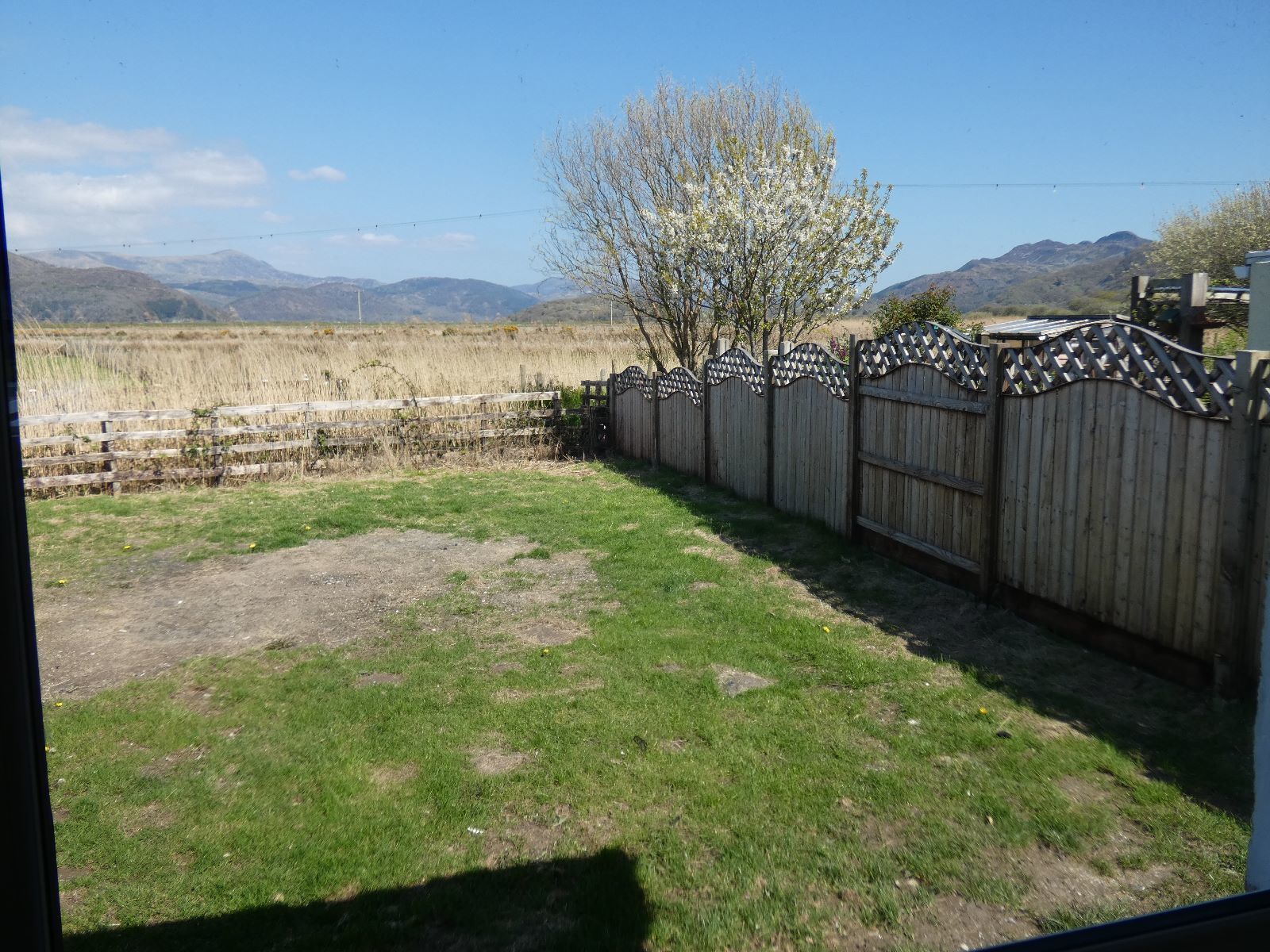 3 bedroom bungalow for sale, Glan Y Mor, Fairbourne, LL38 2LQ