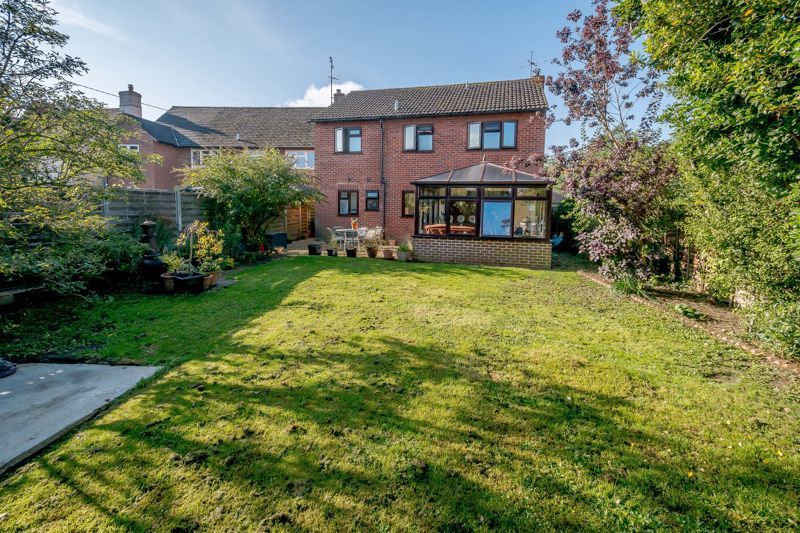 4 bedroom detached house for sale, Bridge Road, Frampton On Severn