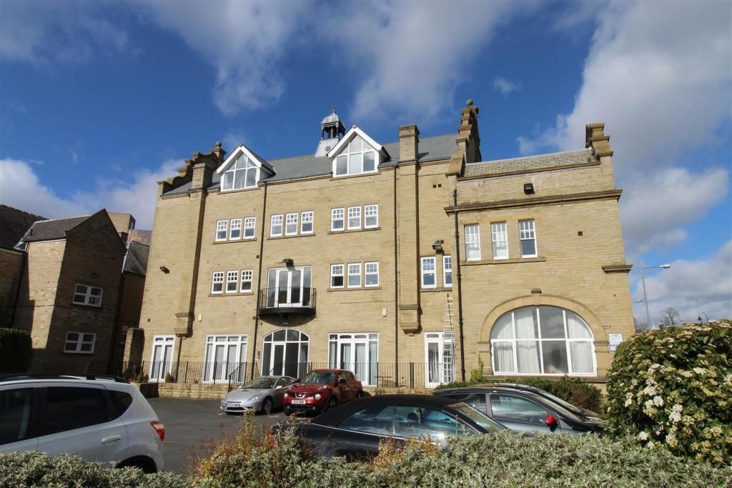 1 bedroom apartment to rent, Clare Court, Halifax Town Centre, HX1 2QA