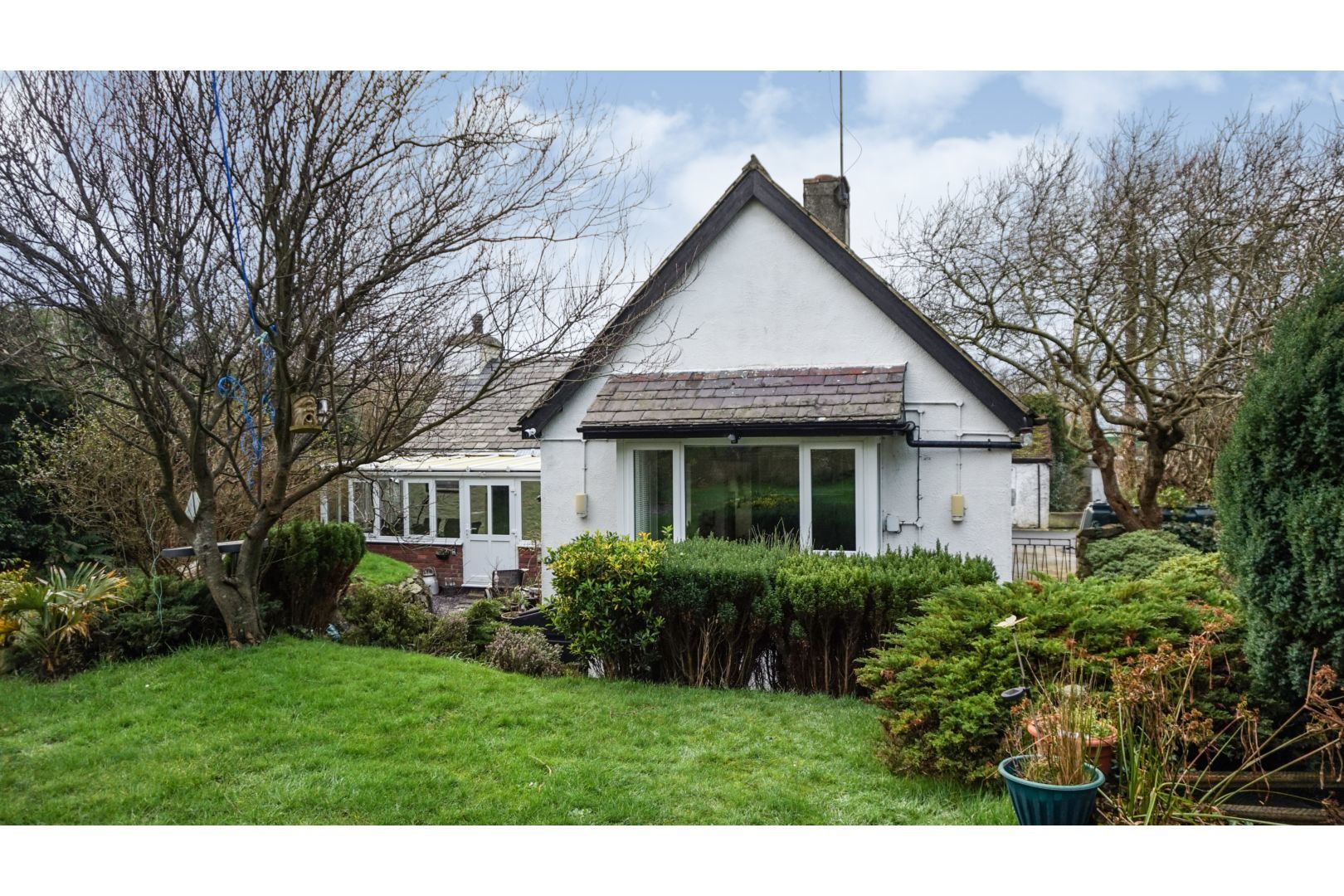 3 bedroom detached bungalow for sale, Well Street, Bryngwran LL