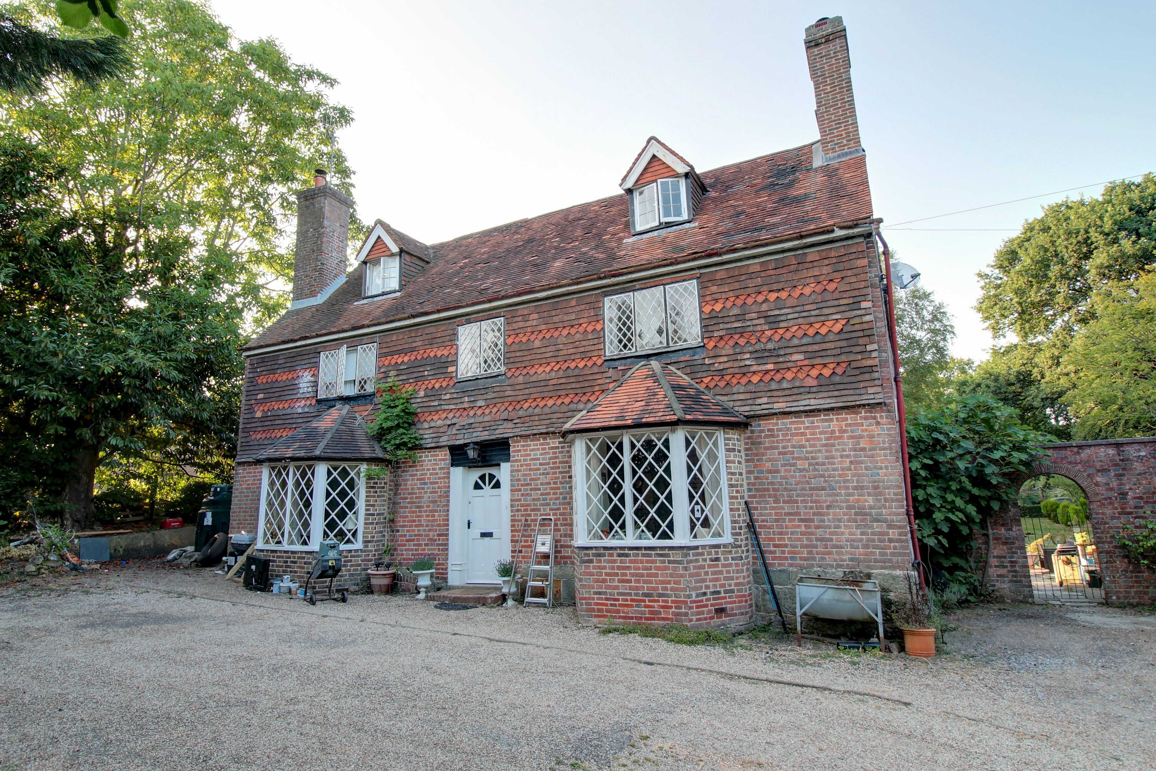 6 bedroom farm house for sale, Hazelden Place, East Grinstead RH, RH19 4RH