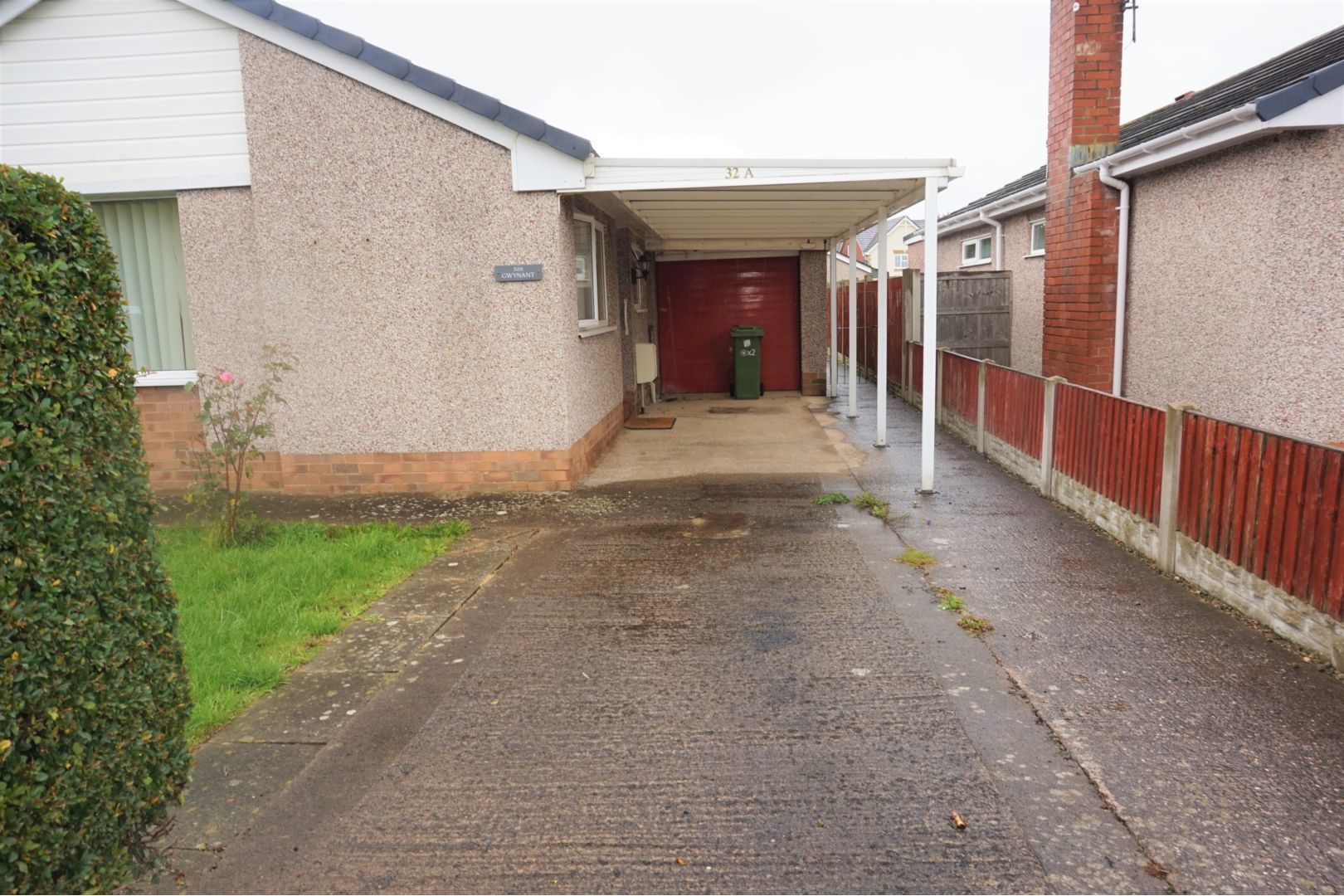 2 bedroom detached bungalow for sale, Ashly Court, St. Asaph LL, LL17 0PG
