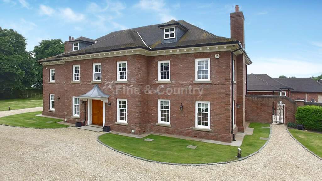 6 bedroom detached house for sale, Barton Mere, Southport Old Road