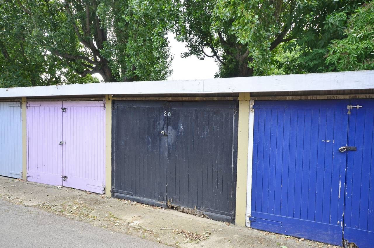 Garages for sale, Strickland Row, Wandsworth, SW, SW18 3JD