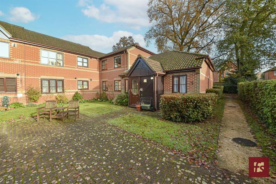 Crowthorne - Copenhagen Walk