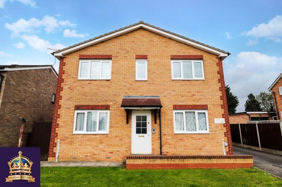 Wickford - Hazlemere Road