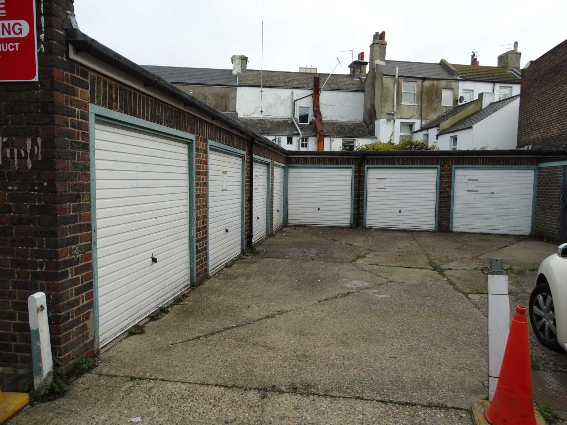 Garages To Rent Garage No North Street Eastbourne Bn21 3hg