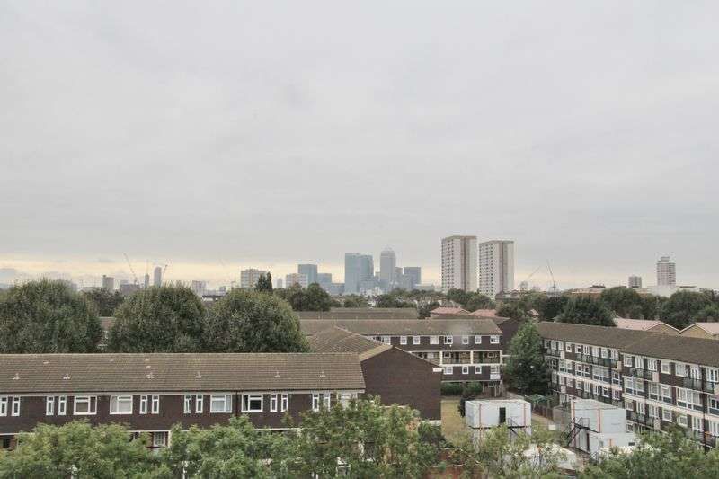 1 Bedroom Flat To Rent Windsor Court Bow London E3 2ls