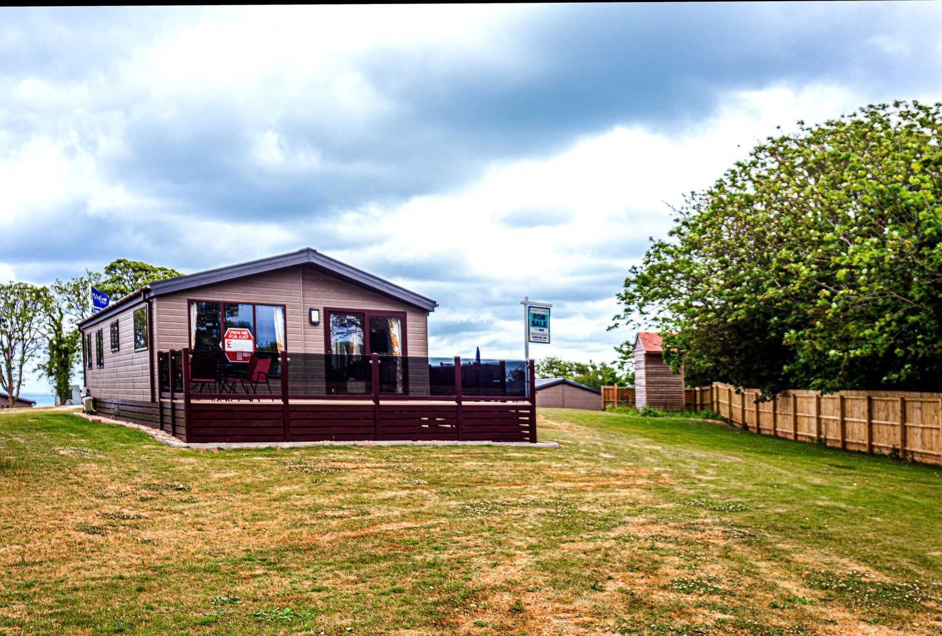 3 bedroom caravan for sale, The Willerby Cadence Lodge, Riviera Bay