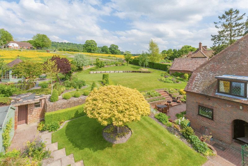 4 bedroom detached house for sale, Crueen, Hale Road, Wendover, HP22 6NE