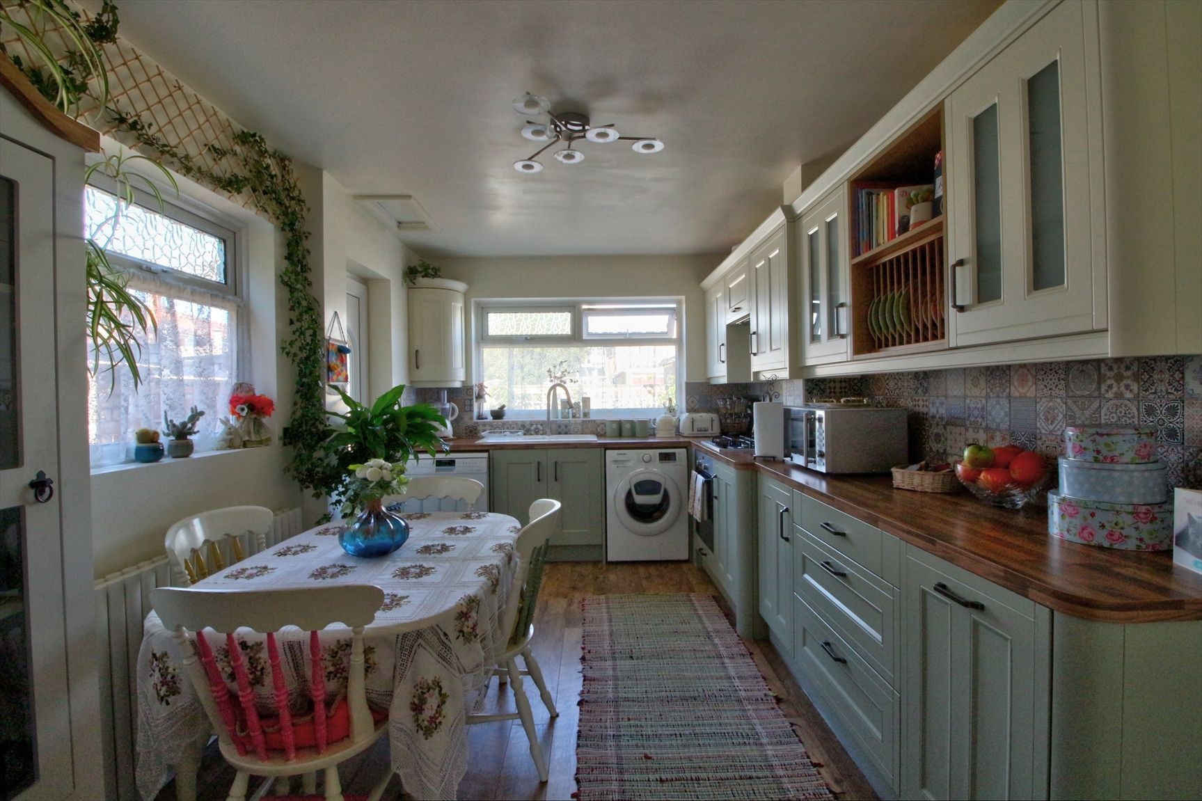 3 bedroom semidetached house for sale, The Parkway, Willerby, Hull HU, HU10 6AP