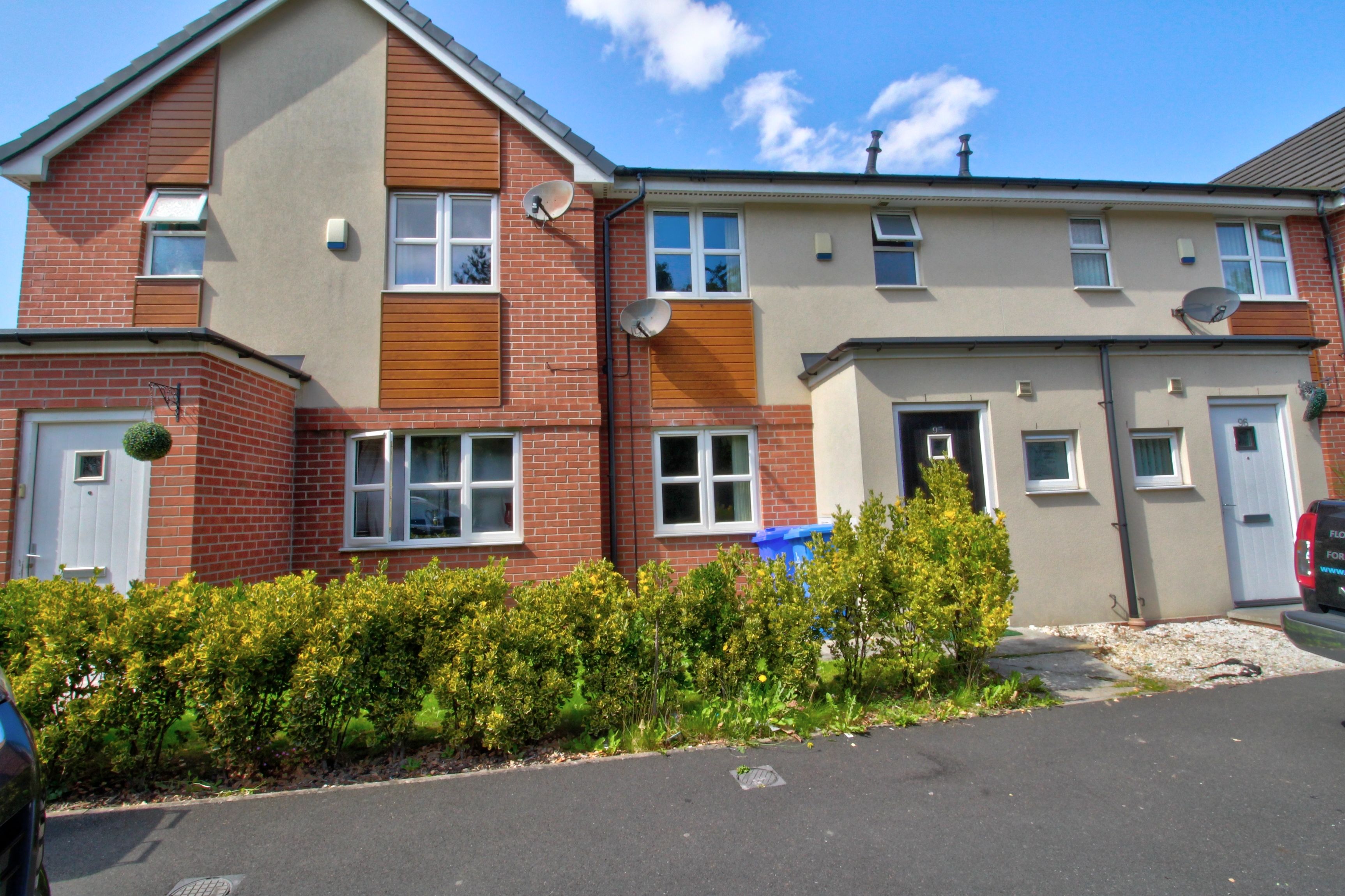 3 bedroom terraced house for sale, Lockfield, Runcorn WA, WA7 4BE
