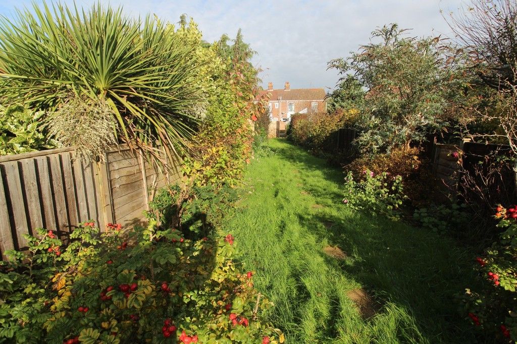3 bedroom terraced house to rent, Gordon Road, Fareham PO, PO16 7TW