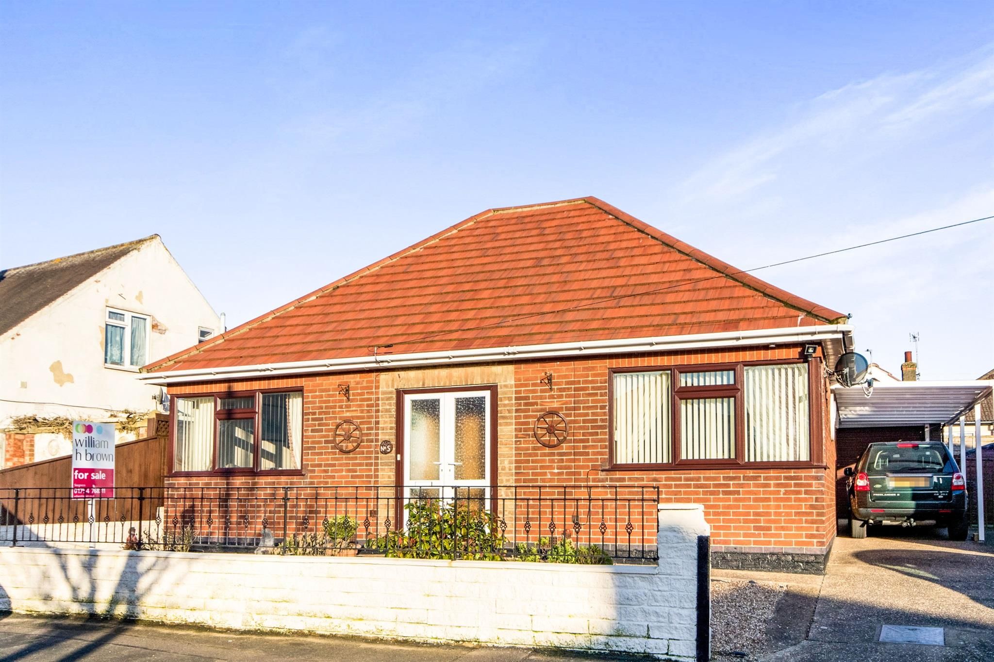 4 bedroom detached bungalow for sale, Queens Drive, Skegness, PE25 1RE