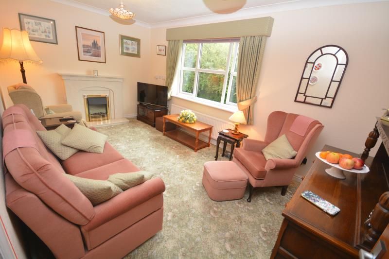 2 bedroom flat for sale, Brimstage Road, Wirral, CH60 1YL