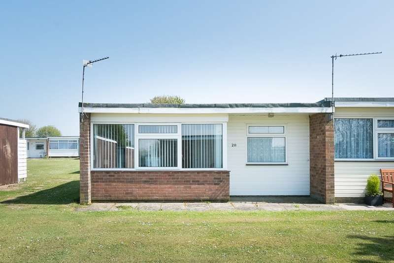 2 bedroom chalet for sale, Sundowner Holiday Park, Hemsby, Norfolk, Newport, NR29 4NW