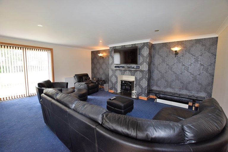 5 bedroom detached house for sale, Knockglass House, Crescent Street