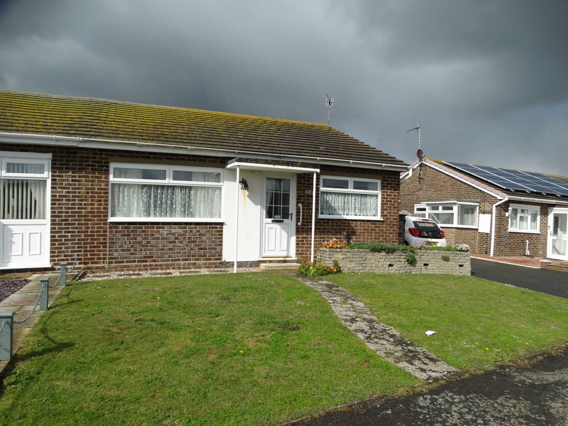2 bedroom semidetached bungalow for sale, Heron Close, Eastbourne