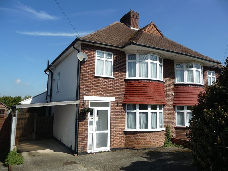 3 bedroom semidetached house for sale, High Beeches, Chelsfield