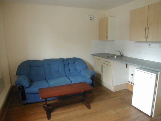 1 Bedroom Flat To Rent Hanover House City Centre